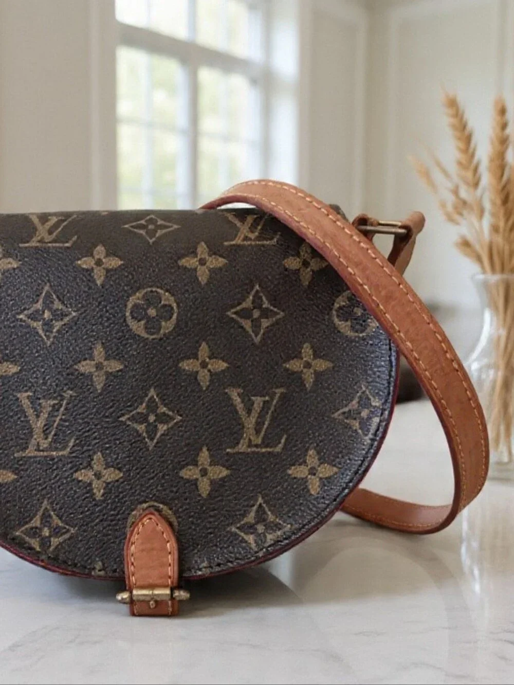 Louis Vuitton Monogram Tambourin Crossbody Bag GREAT CONDITION 💕